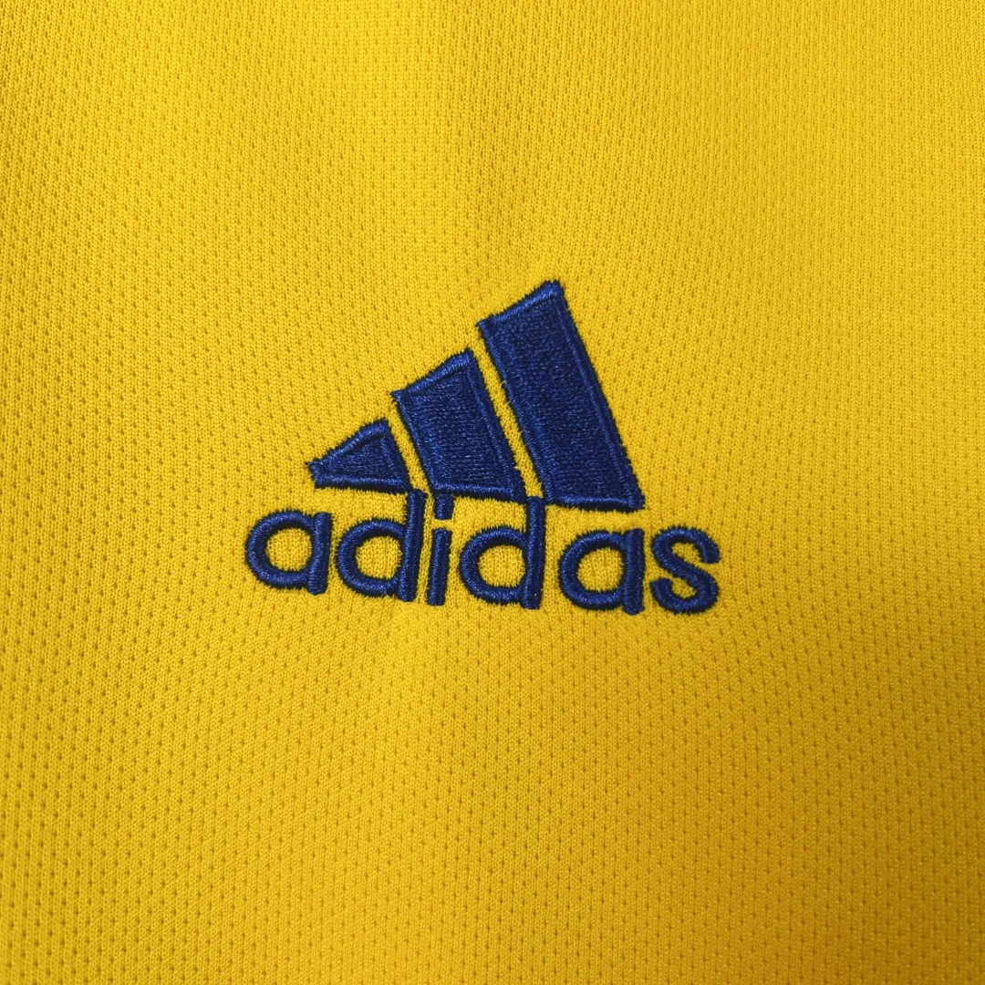 Retro Romania Home Jersey 2000/02 - Image 5
