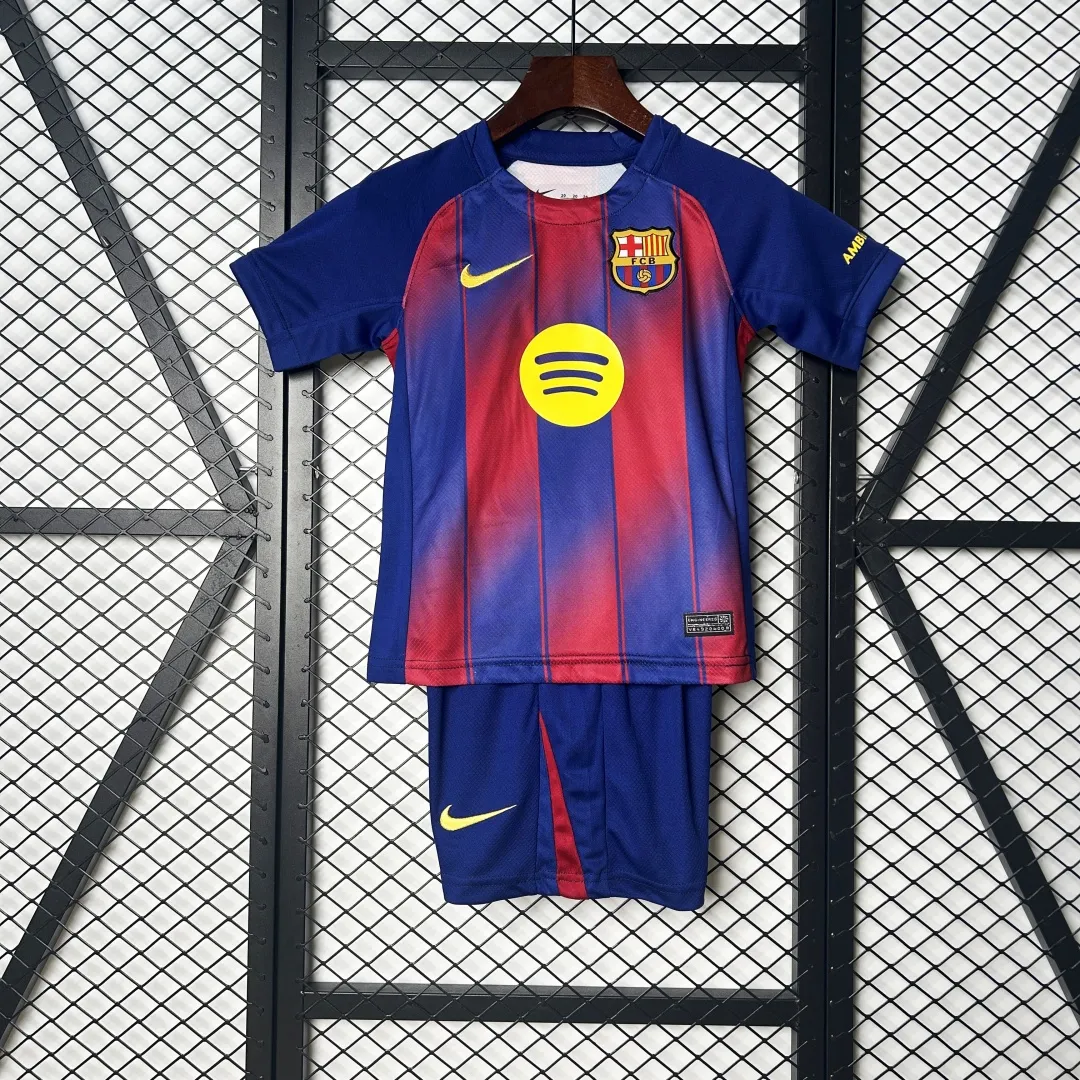 Kid's Barcelona Home Kit 2025/26 - Image 7