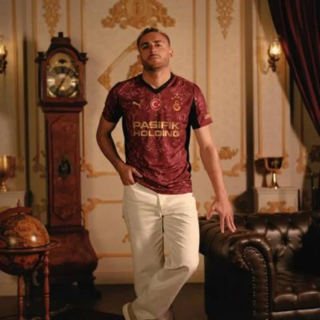 Galatasaray Third Jersey 2025/26 - Image 5