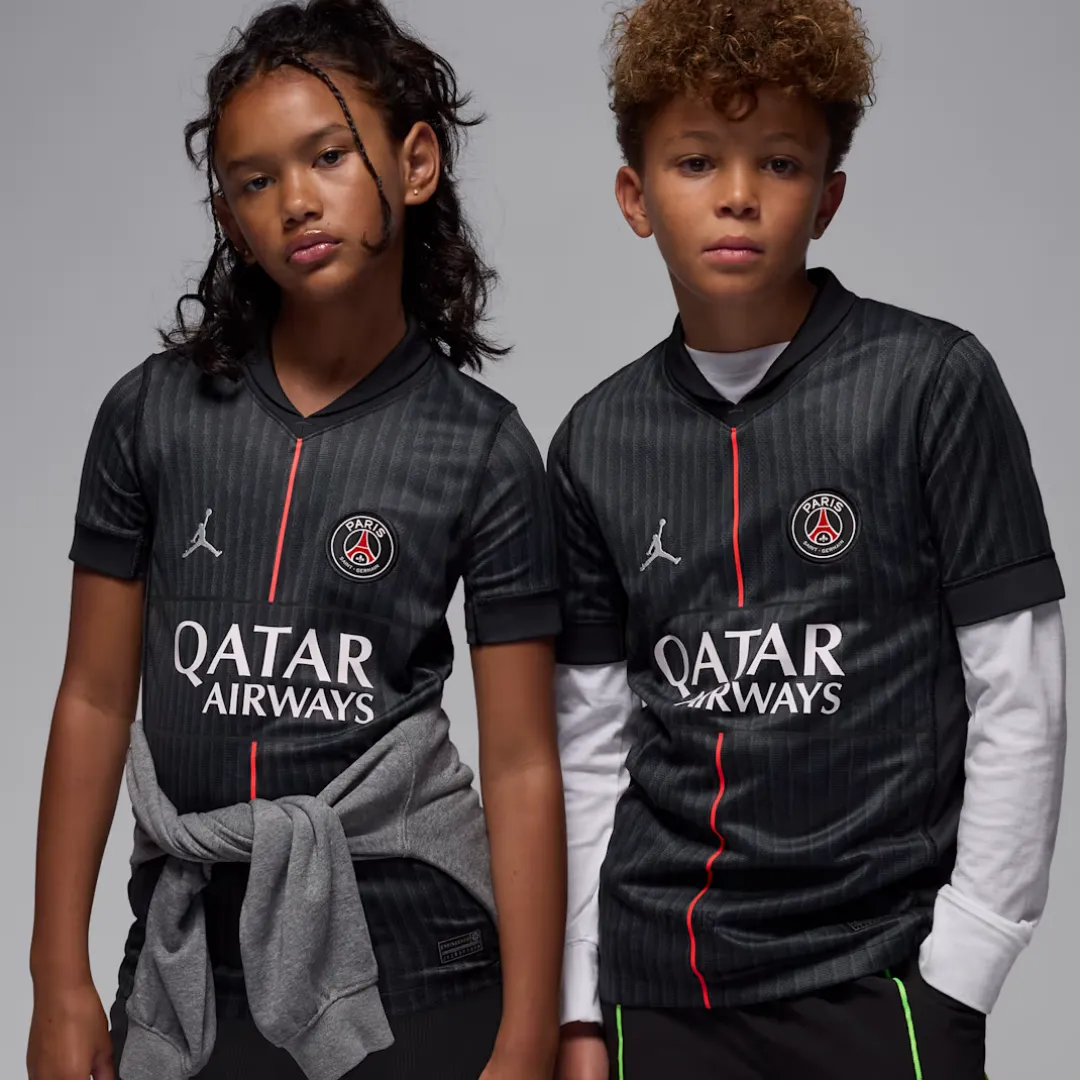 Kid's PSG Paris Saint-Germain Fourth Kit 2025/26 - Image 3