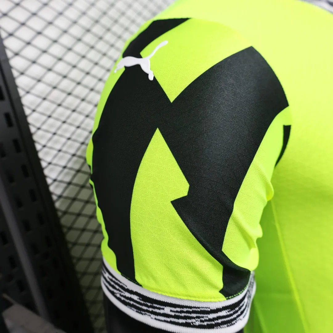 Player Version Borussia Dortmund Special Jersey 2025/26 - Image 6