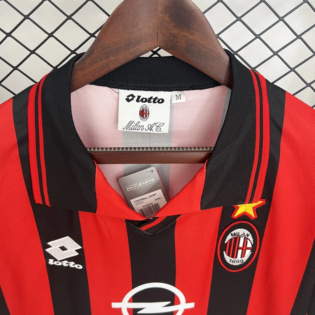 Retro AC Milan Home Jersey 1997/98 - Image 3