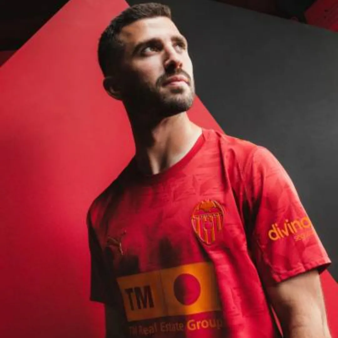 Valencia Away Jersey 2025/26 - Image 4