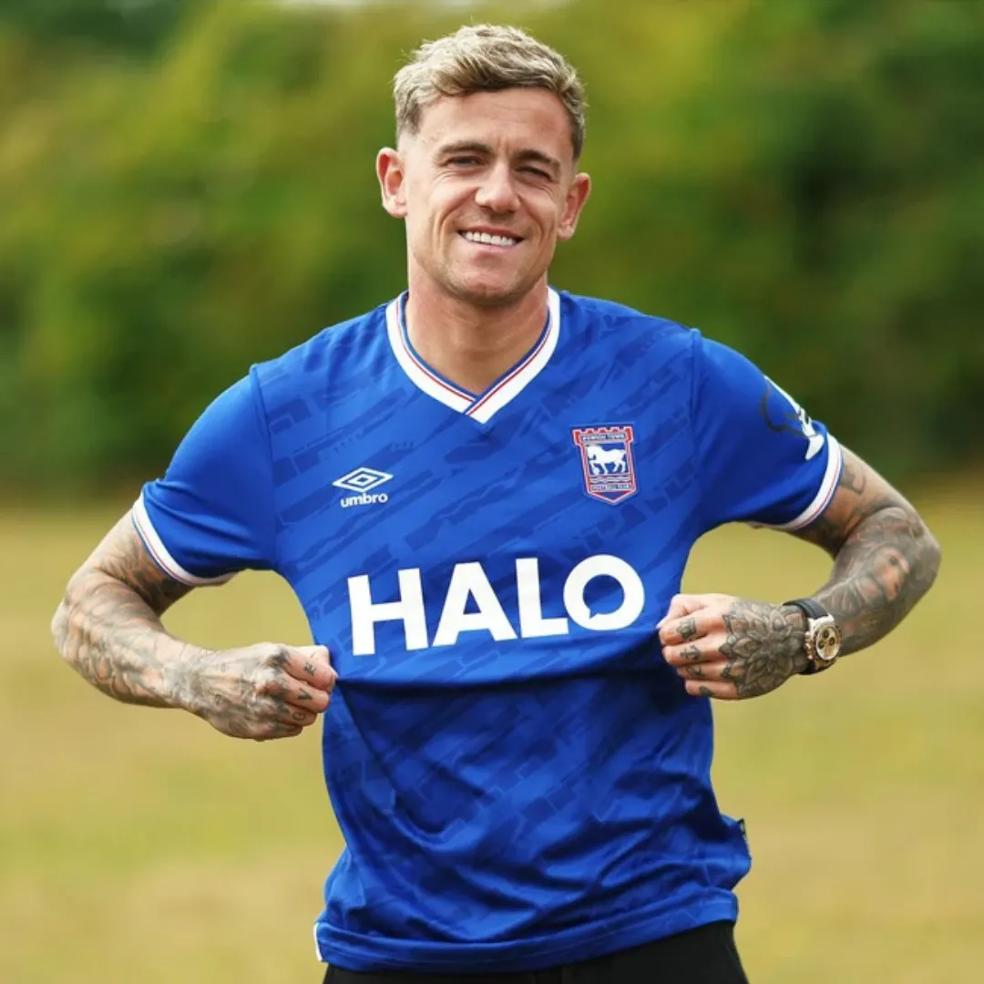 Ipswich Town Home Jersey 2025/26 - Image 3