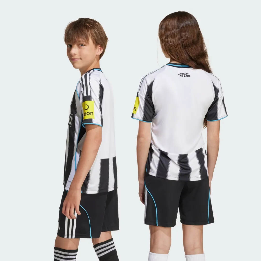 Kid's Newcastle United Home Kit 2025/26 - Image 3