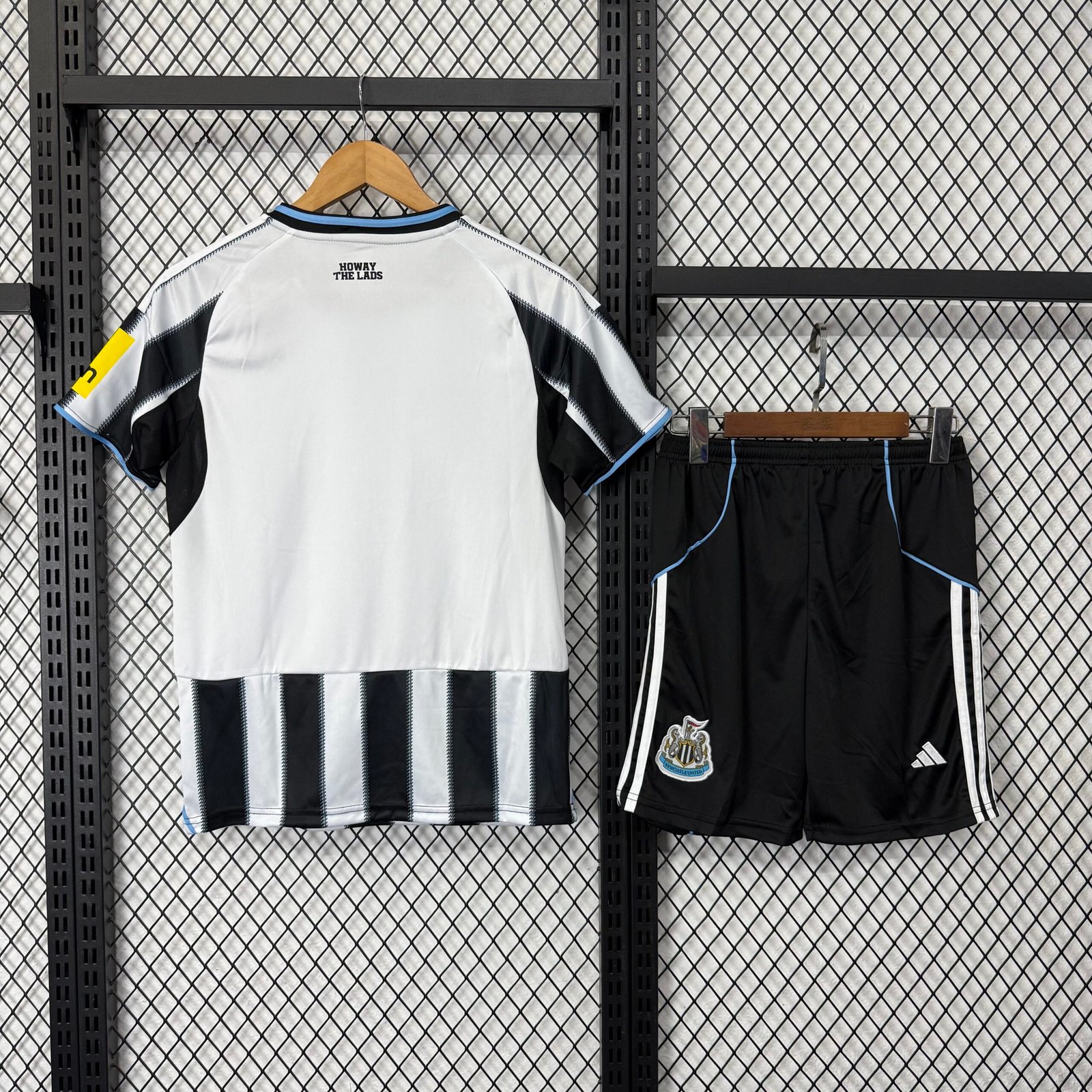 Alternative view of 2526 Newcastle United hosts