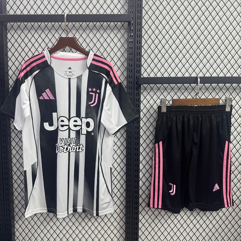 2526 Juventus hosts
