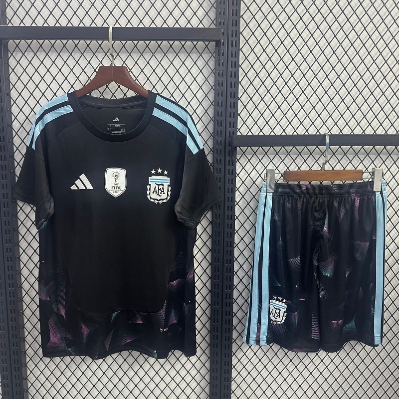 Argentine black goalkeeper