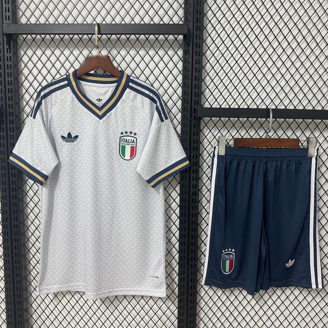 2627 Italian customers