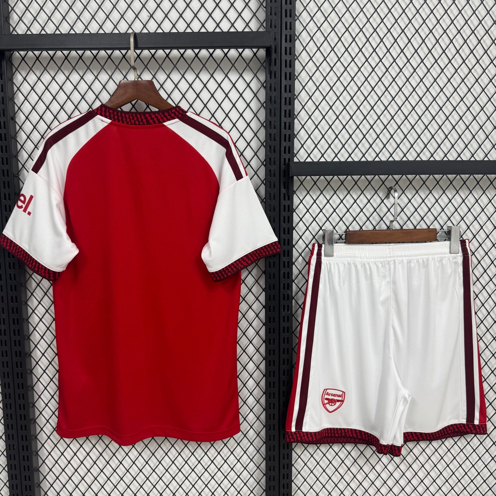 2627 Arsenal hosts - Image 4