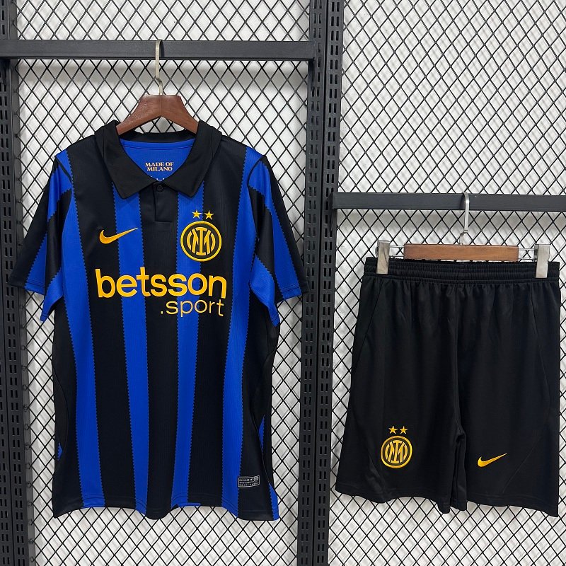 2627 Inter Milan hosts