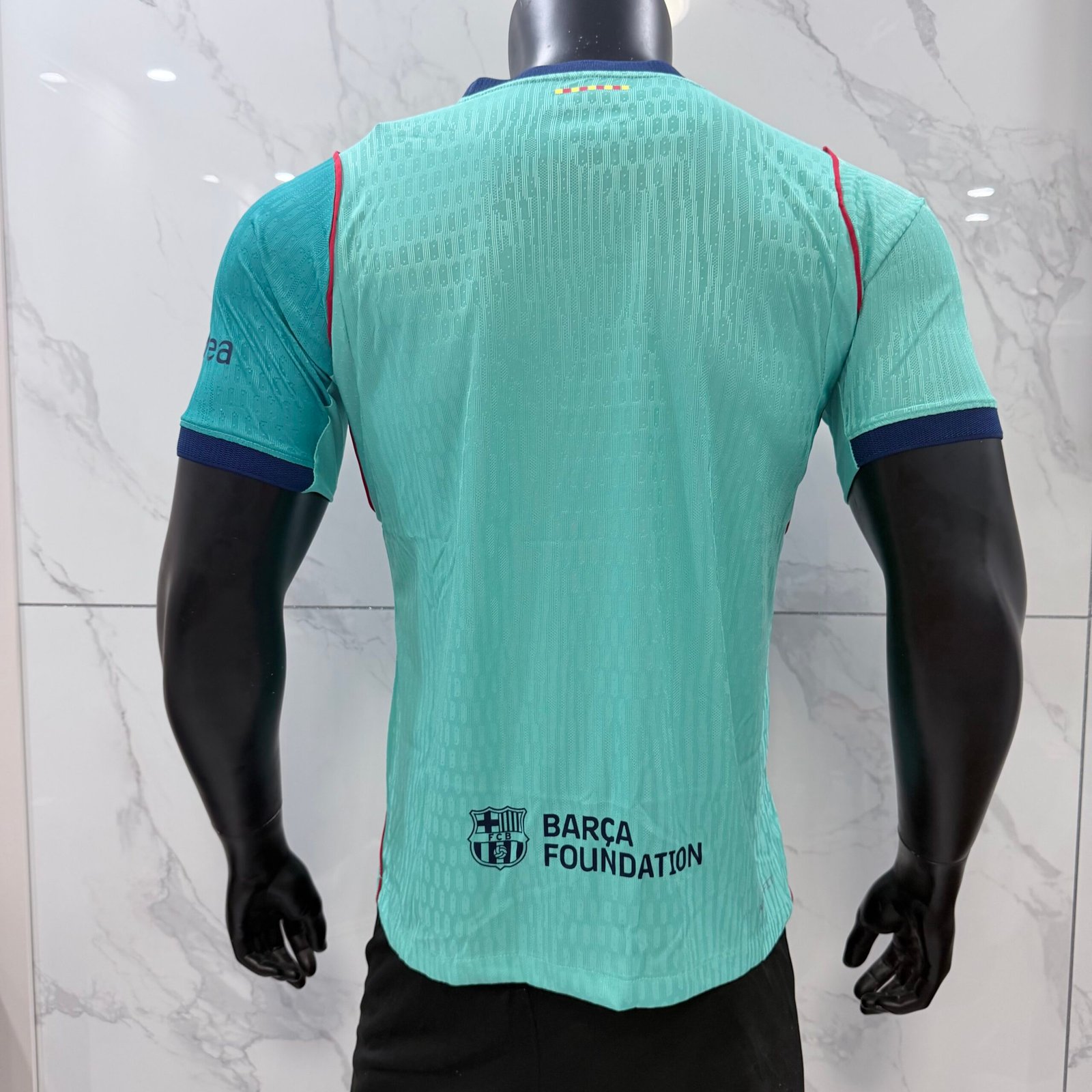 Alternative view of Player 26-27 Barcelona 2 away